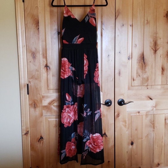 New Floral romper with sheer wrap - NWT - Picture 1 of 6